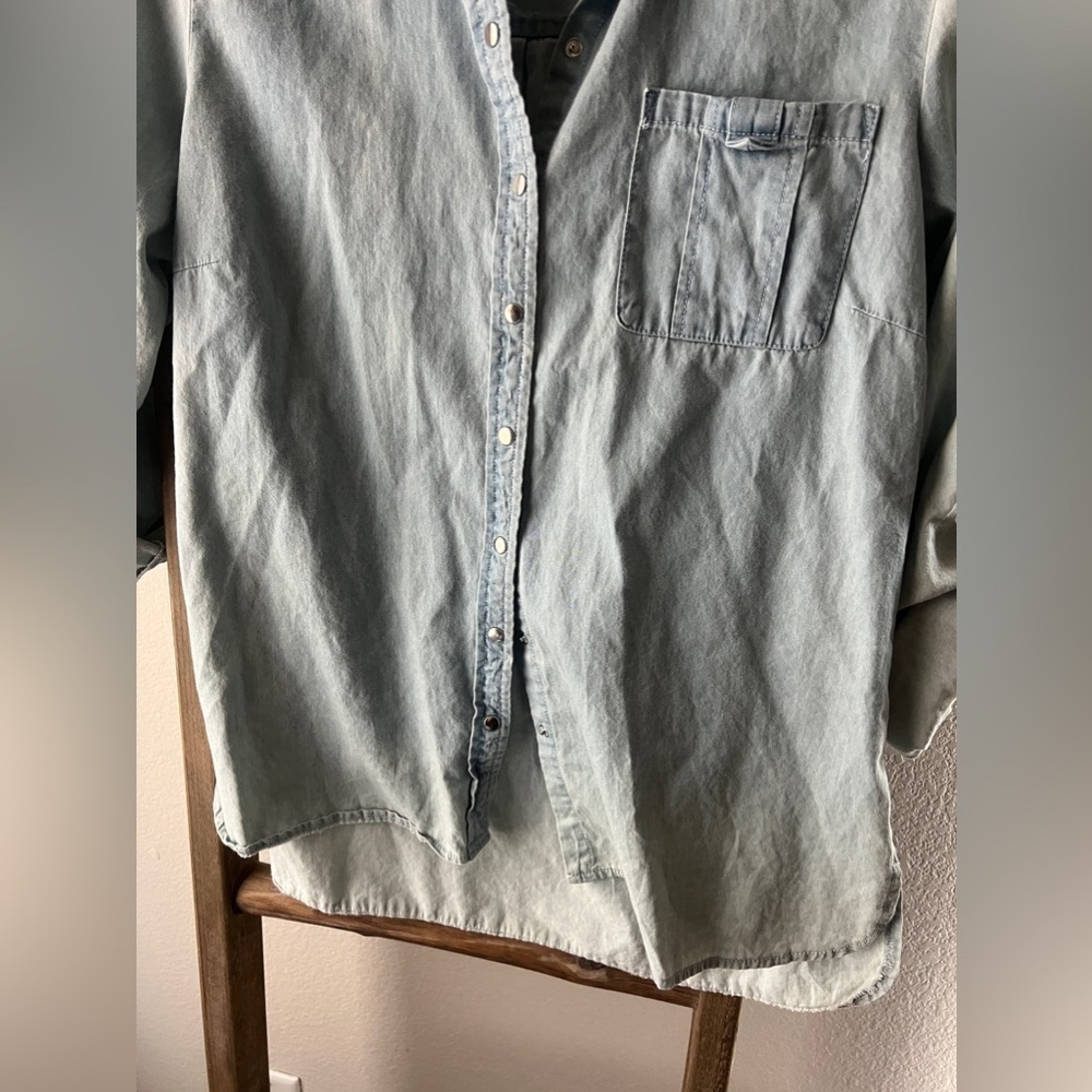 Charlotte Russe - denim shirt size M - Picture 5 of 6